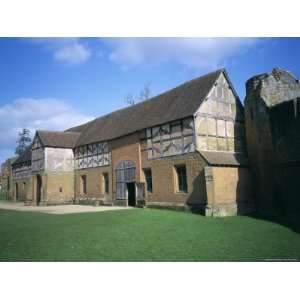  Leicesters Stables, Kenilworth Castle, Managed by English 