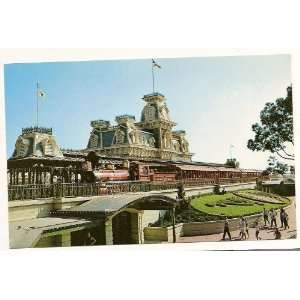   World Magic Kingdom Walt Disney World Railroad 3x5 Postcard 0100 10204