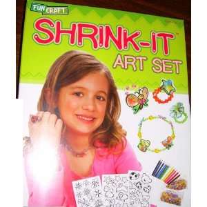  Shrink   it Art Set shrink paper, pencils, beads, string 