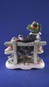Highly Collectable Capodimonte Tramp on Bench No 1524  