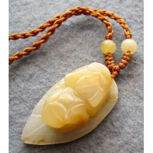  Yellow Jade Pi Xiu Dragon Leaf Pendant Necklace 