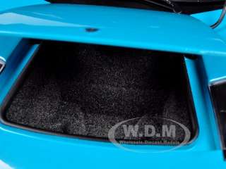 Brand new 1:18 scale diecast model car of 2009 Lamborghini Murcielago 