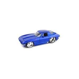   : 1963 Chevy Corvette Sting Ray Split Window 1/24 Blue: Toys & Games