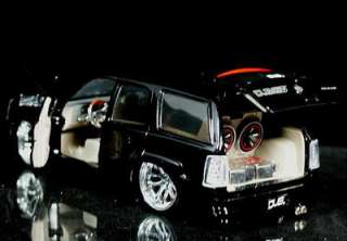 2002 Cadillac Escalde DUB City Diecast 124 Scale   Black  