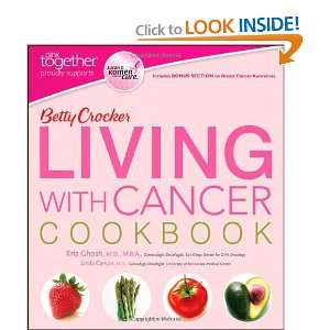   Living with Cancer Cookbook [Paperback] Betty Crocker Editors Books