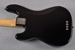 NEW Fender American Standard Precision Bass   Black   4 String  
