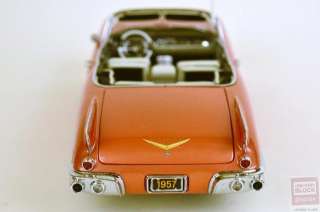 Danbury Mint 1957 Cadillac Eldorado Biarritz 1:24 Die Cast Model Car 