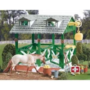  Two Horse Wash Stall Barn  Toys & Games