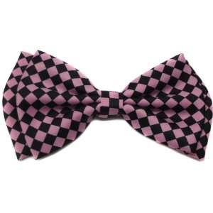  Pink Checkered Bow Tie Pre Tied Plastic Clip: Toys & Games
