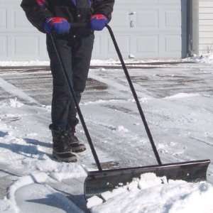 Ergonomic Snow Shovel