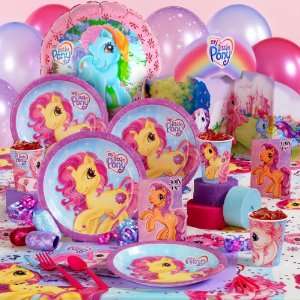  My Little Pony Deluxe Party Kit with 8 Favor kit 