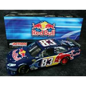  Brian Vickers Diecast Red Bull 1/24 2010 Toys & Games