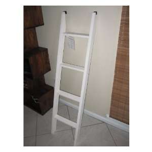    NEW White Wood Bunk Bed Ladder From Rooms To Go: Everything Else