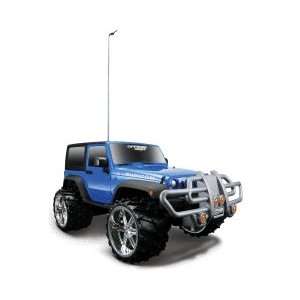   Maisto Off Road Remote Control Car   Blue Jeep Rubicon: Toys & Games