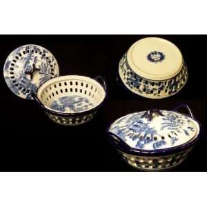   Blue Willow Style Vented Dish with Cover and Handles: Home & Kitchen