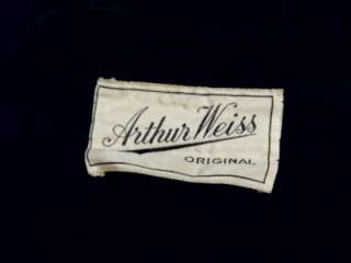 Smart Vintage 1940s Arthur Weiss Black Rayon 17~Button Suit w/pinked 