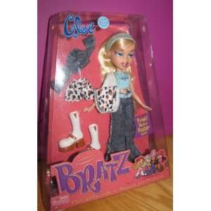    Bratz Doll Cloe First Edition Mint in Box Rare 2001: Toys & Games
