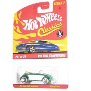   Classics Series 2 VW Bug Convertible Green/White #21/30: Toys & Games