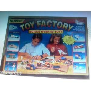  Super Toy Factory: Builds Over 40 Toys   Wood & Tools 