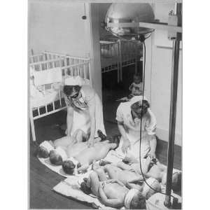  Nurses with babies under sunlamp, Germany: Home & Kitchen