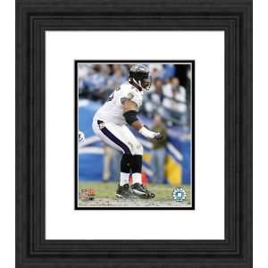  Framed Jonathan Ogden Baltimore Ravens Photograph: Kitchen 