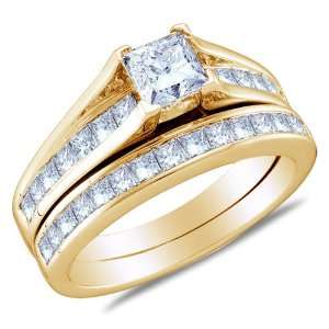 Size 13   14K Yellow Gold Large Diamond Classic Traditional Ladies 