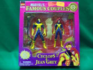 Marvels Famous Couples Cyclops and Jean Grey action figures.  