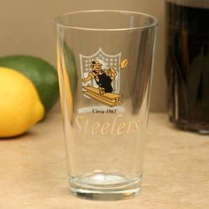  NFL Pittsburgh Steelers Vintage Logo 16oz. Pint Glass 
