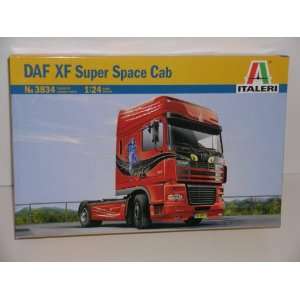    DAF XF Super Space Cab   Plastic Model Kit: Everything Else