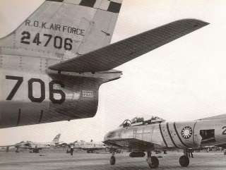NORTH AMERICAN F 86 SABRE 2 Vol FAOW Set Black 20 93  