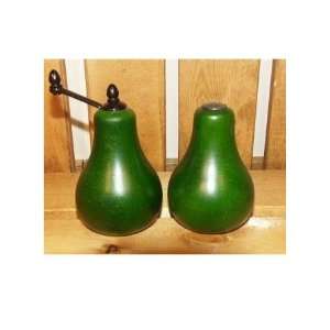    Set of Pear Fruit Salt and Pepper Shakers with Box