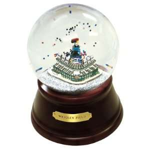  CHICAGO CUBS Wrigley Field Musical Globe: Home & Kitchen