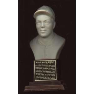 1963 Sports Hall of Fame Busts Bill Dickey NRMT   New Arrivals  