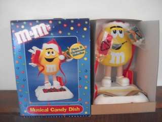 MUSICAL CHRISTMAS CANDY DISH   NEW IN BOX  