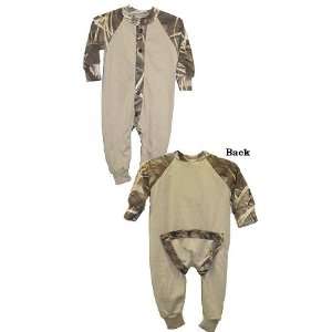 Infant Khaki/Realtree Max 4 Camo Union Suit:  Sports 