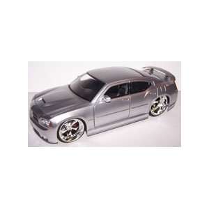   Scale Diecast Big Time Muscle 2006 Dodge Charger Srt8 in Color Silver