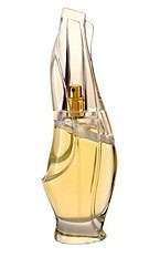An addictive fragrance that contrasts exotic fruits, seductive orchid 