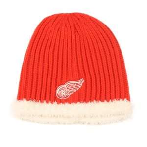 Detroit Red Wings Red Faux Fur Knit Beanie (Uncuffed)  