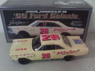 1965 Junior Johnson 11 HOLLY FARMS 1/24 Historical NASCAR diecast 