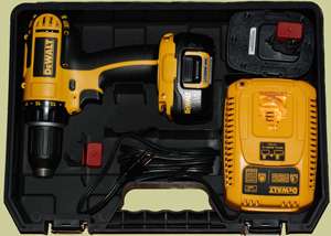   Ion 18 Volt Cordless Compact Drill Driver Kit NEW 885911147835  