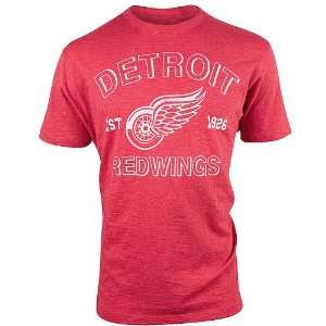 Banner 47 Detroit Red Wings Scrum Basic T Shirt  Sports 