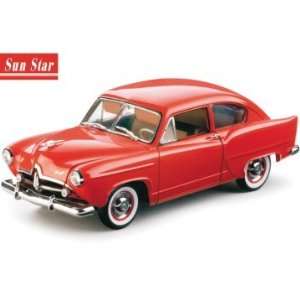  1951 Kaiser Henry J Red Diecast Car Model 1/18: Toys 