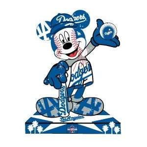  Los Angeles Dodgers / Disneys Mickey Mouse Statue Pin 